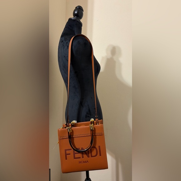 Fashion Brown Mono Italian Leather Sunshine SmallTote W/ Tortoiseshell Handles - Picture 14 of 16